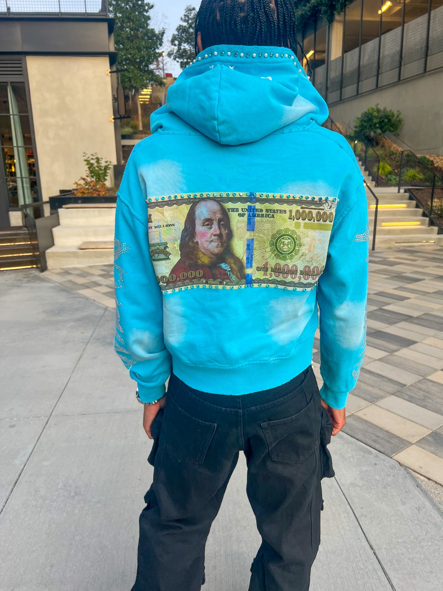 CERTIFIED MILLIONAIRE ZIP UP V2
